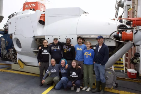 Tina Treude’s Geomicrobiology Lab Group Explores the Deep Sea in Two Expeditions with the ‘Alvin’ Submersible